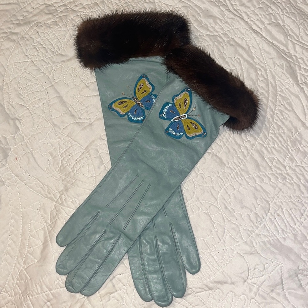 RARE VINTAGE SeaFoam Butterfly Coach Gloves Size 7 1/2 (Original Tags)[Mink Fur]